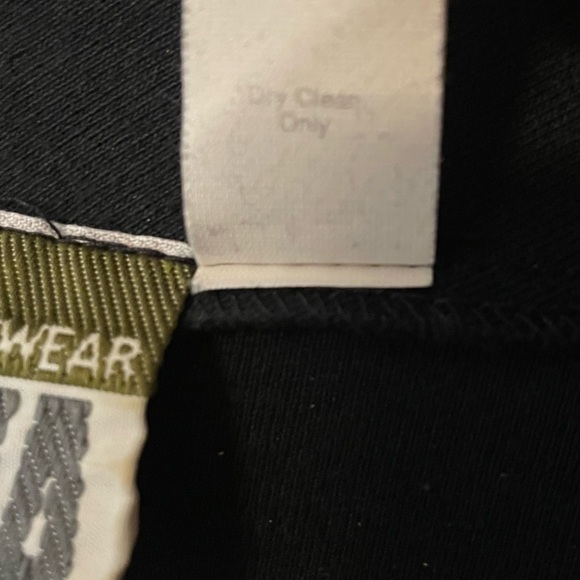 Vintage Forenza Black Cardigan Sweater with Red Roses and beads Size Large - Picture 6 of 6